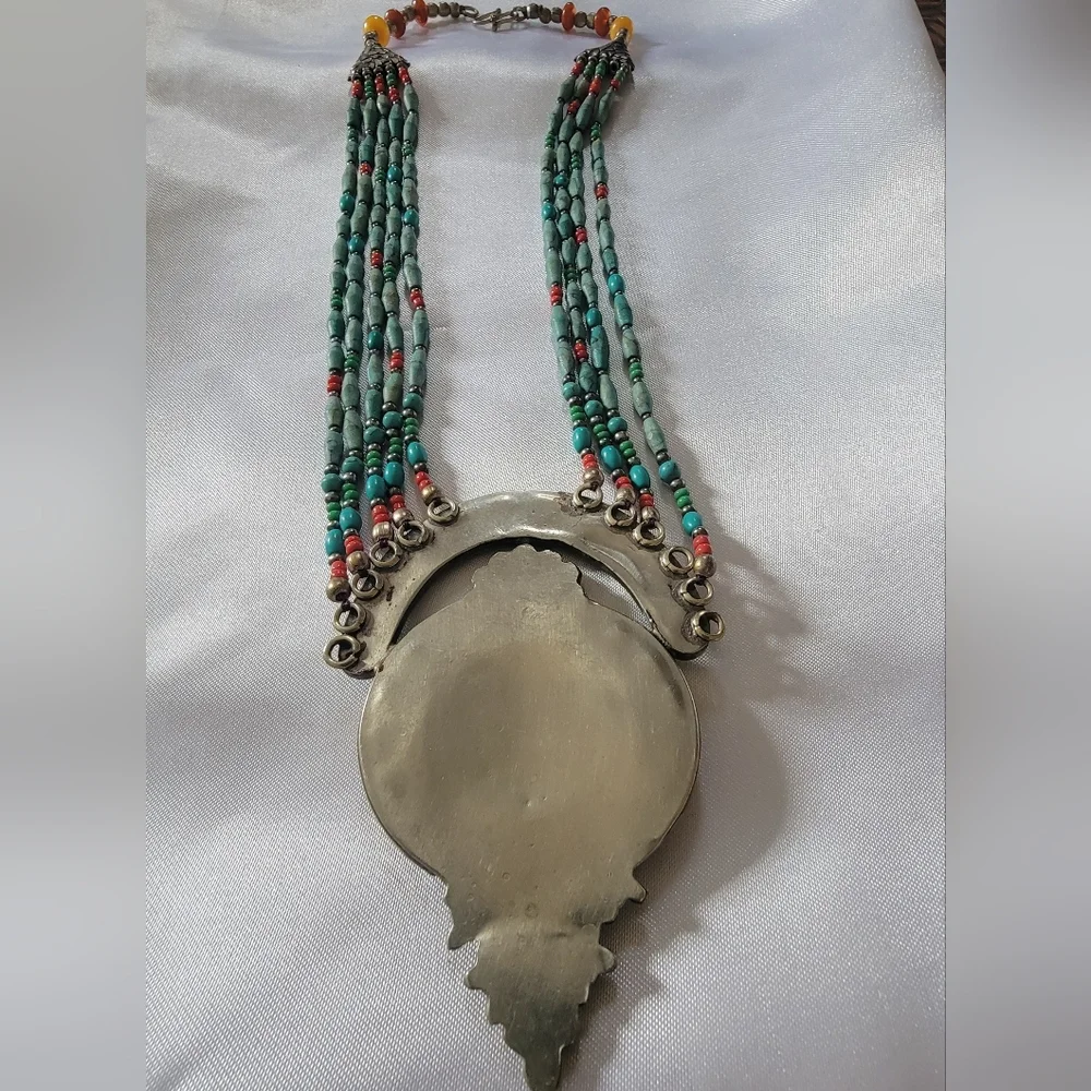 Antique Moroccan Turquoise and Red Coral Berber Bijou Necklace - Picture 4 of 8